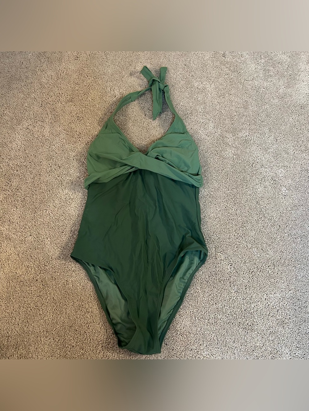 Two tone halter one-piece swimsuit